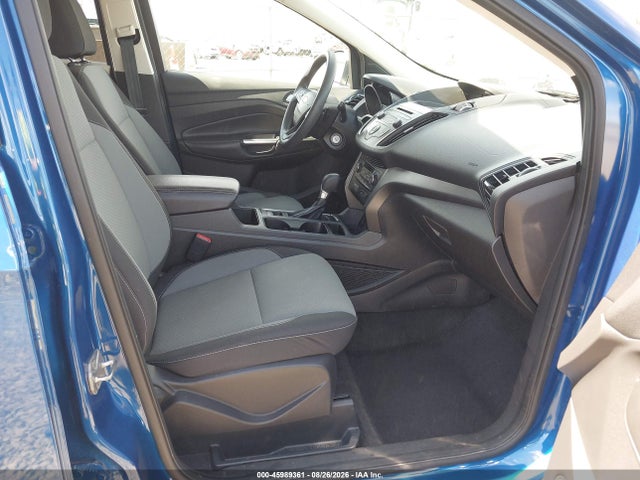 2017 FORD ESCAPE SE 5