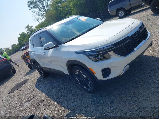 2024 KIA SELTOS EX