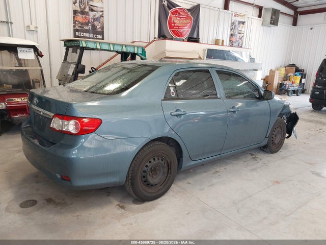 2013 Toyota COROLLA L photo 4
