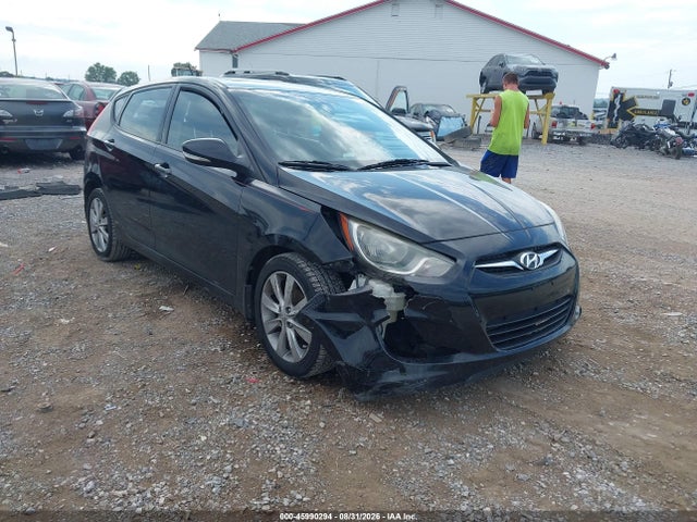 2013 HYUNDAI ACCENT SE