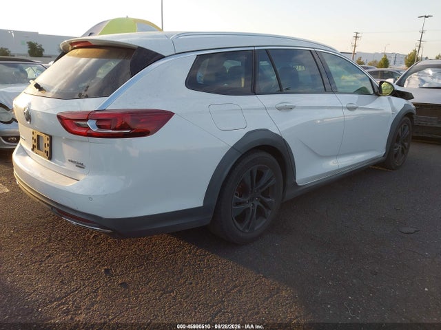 2018 BUICK REGAL TOURX ESSENCE 4