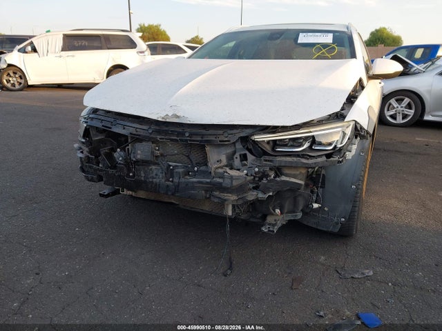2018 BUICK REGAL TOURX ESSENCE 6