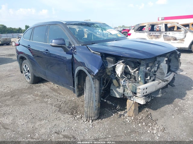 2020 TOYOTA HIGHLANDE XLE