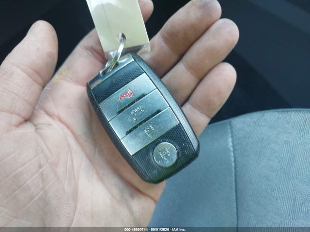 2018 KIA NIRO EX 11