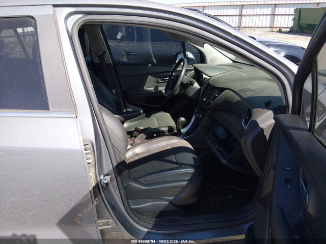 2019 CHEVROLET TRAX LT 5