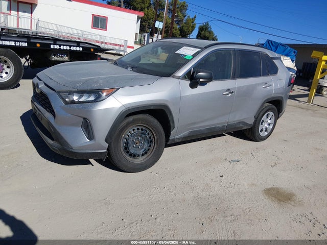 2020 TOYOTA RAV4 LE 2
