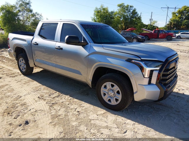 2025 TOYOTA TUNDRA SR