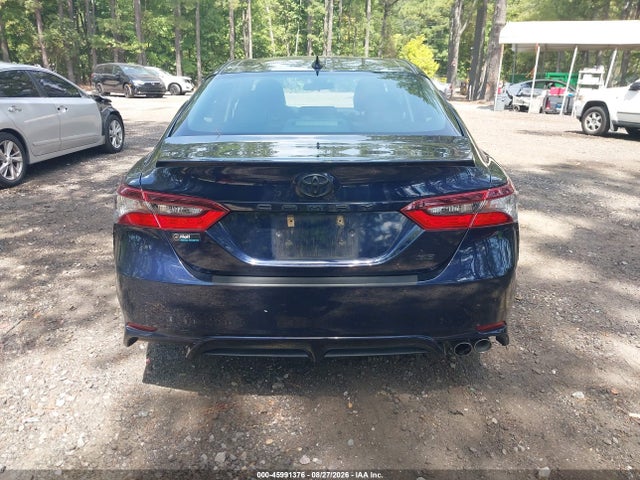 2021 TOYOTA CAMRY SE 17