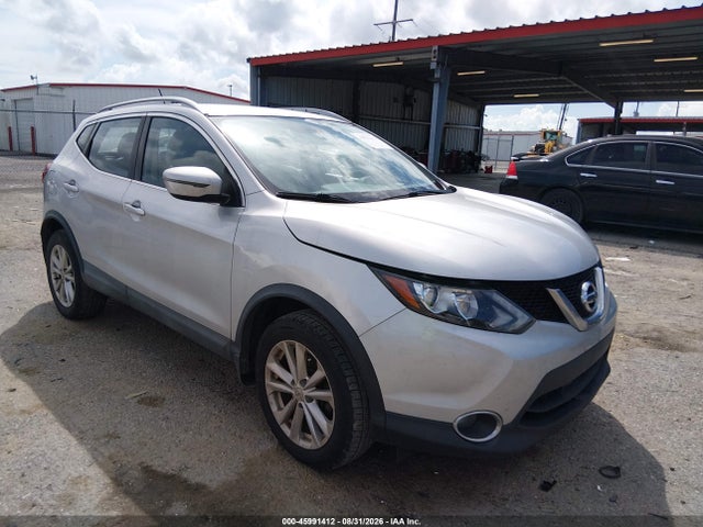 2017 NISSAN ROGUE SV