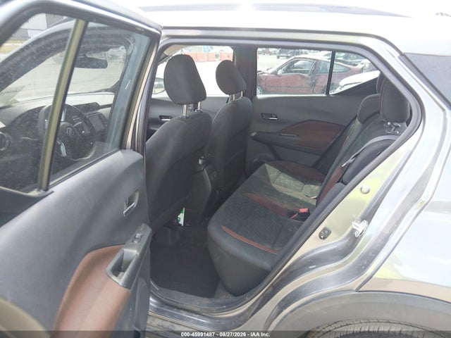 2023 NISSAN KICKS SR XTRONIC CVT 8