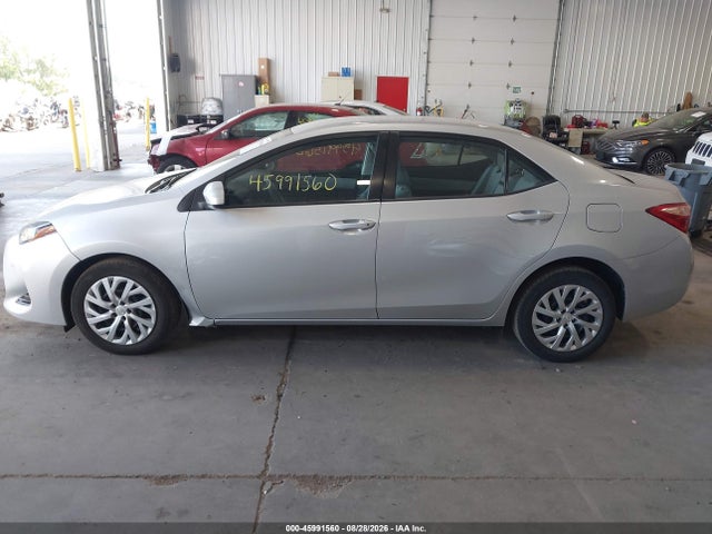 2017 TOYOTA COROLLA LE 14