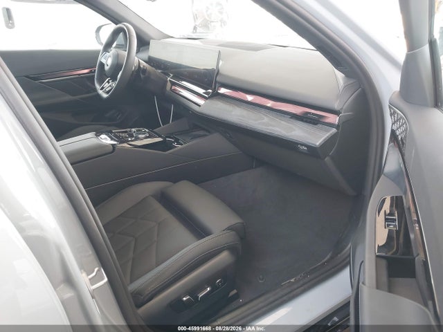 2026 BMW 530I 5