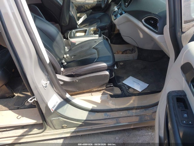 2023 CHRYSLER PACIFICA TOURING L 6