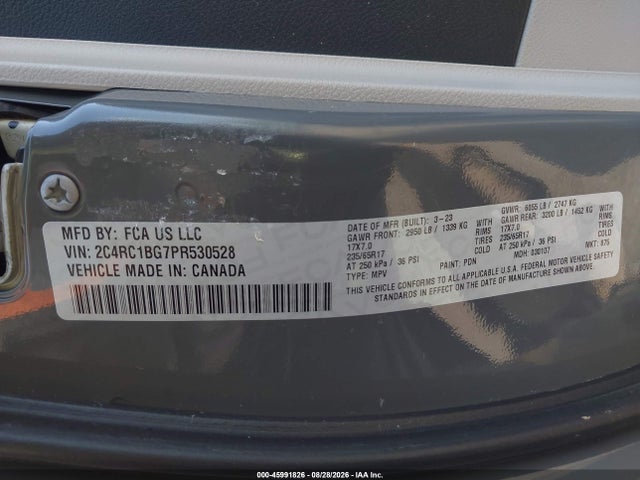 2023 CHRYSLER PACIFICA TOURING L 9