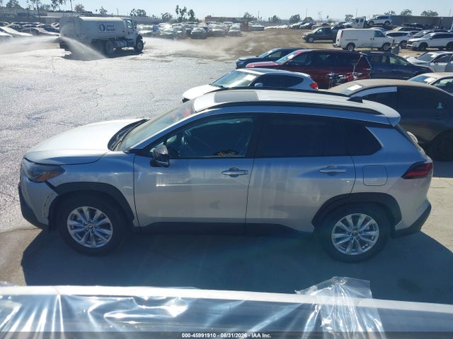 2026 TOYOTA COROLLA CROSS LE 14