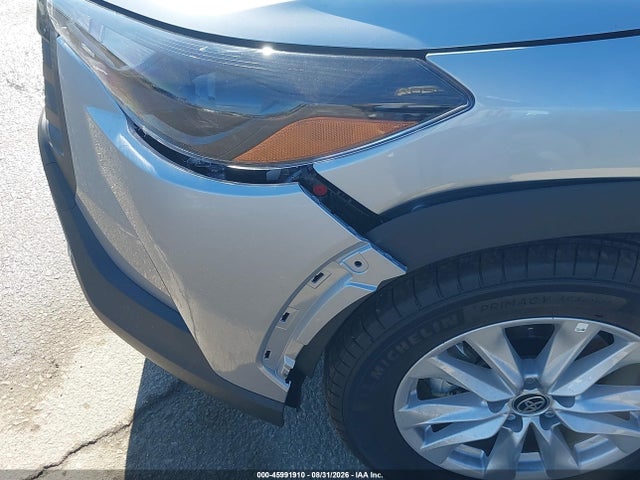 2026 TOYOTA COROLLA CROSS LE 17