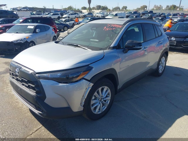 2026 TOYOTA COROLLA CROSS LE 2