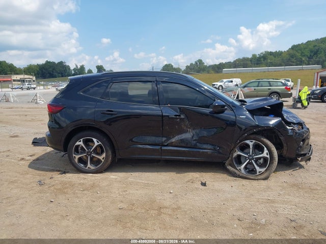 2023 FORD ESCAPE ST-LINE SELECT 13