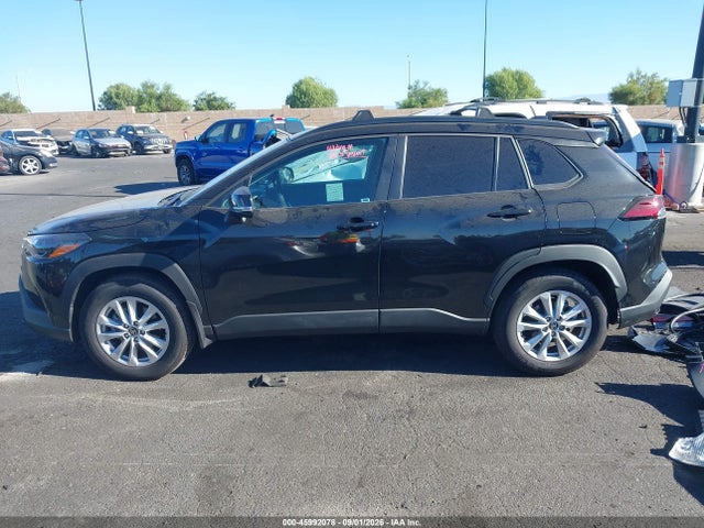 2026 TOYOTA COROLLA CROSS LE 15
