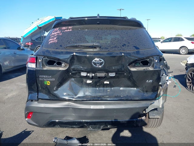 2026 TOYOTA COROLLA CROSS LE 6