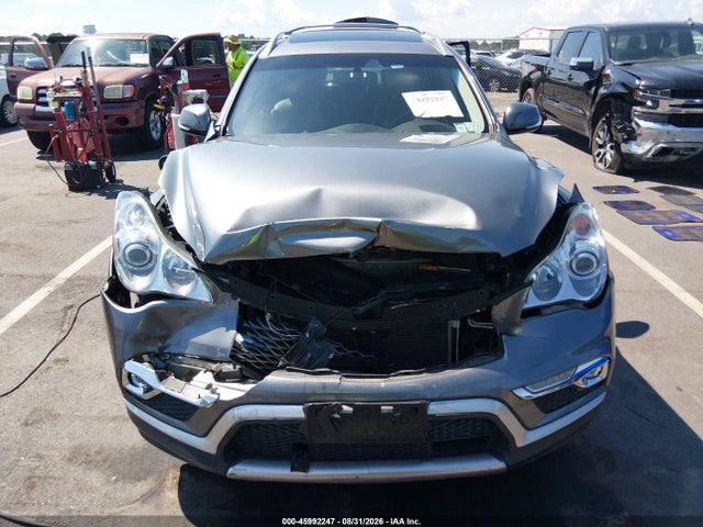 2017 INFINITI QX50 12