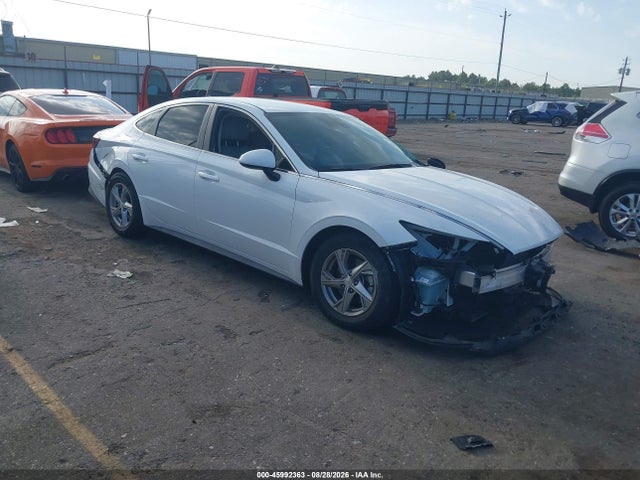 2022 HYUNDAI SONATA SE
