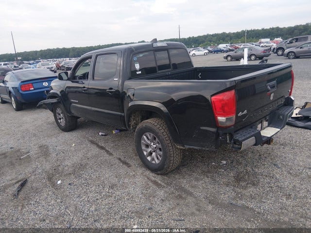 2016 Toyota TACOMA SR5 V6 — фото 3
