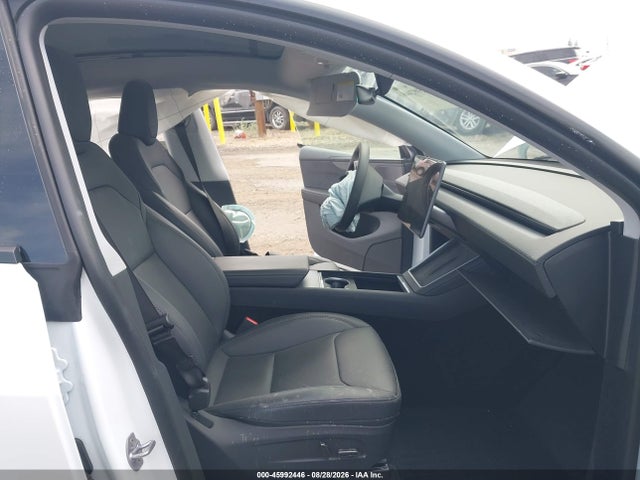 2026 TESLA MODEL Y PREMIUM REAR-WHEEL DRIVE/REAR-WHEEL DRIVE 5
