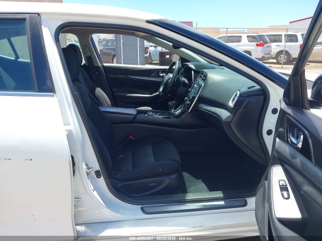 2017 NISSAN MAXIMA 3.5 S 5