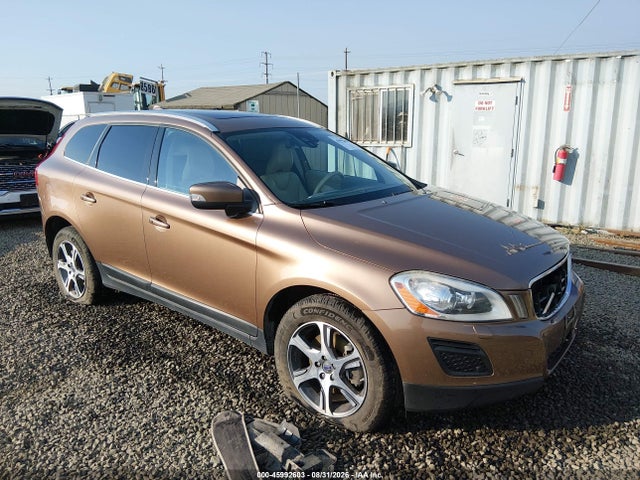 2011 VOLVO XC60 T6/T6 R-DESIGN