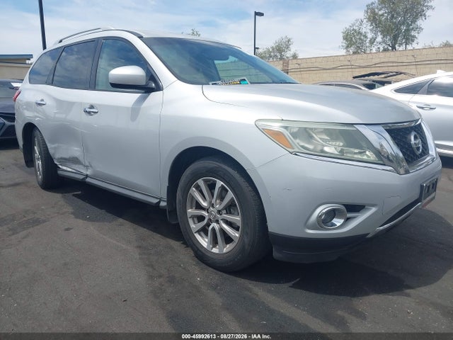 2015 NISSAN PATHFINDE SV