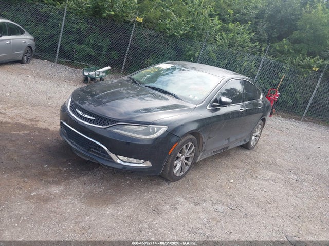 صورة 2 لـ 2015 Chrysler 200 C