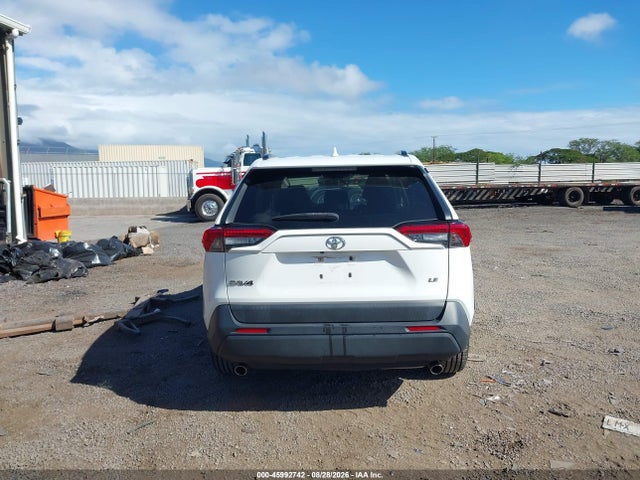 2021 TOYOTA RAV4 LE 16
