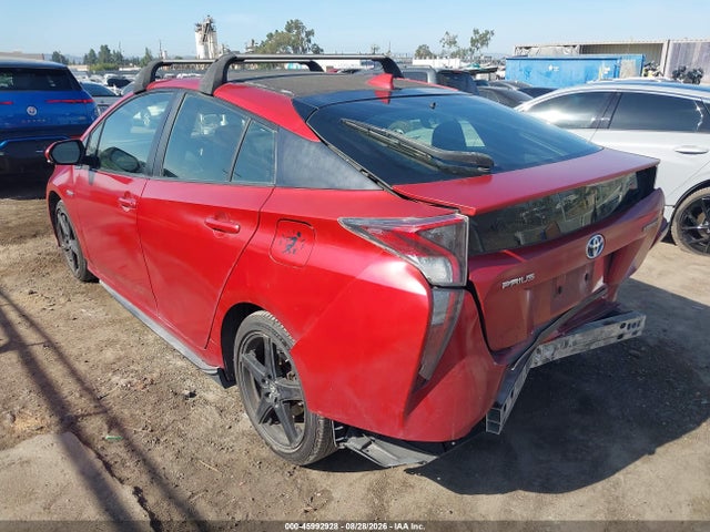 صورة 3 لـ 2016 Toyota PRIUS THREE TOURING