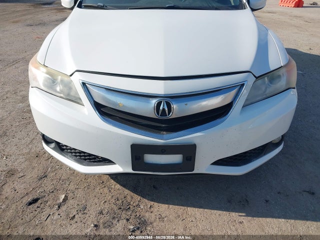 2013 Acura ILX 2.0L 照片 6