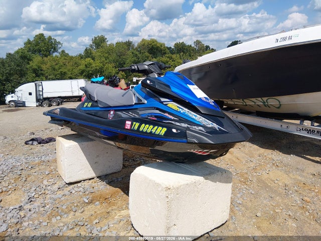2018 YAMAHA VX DELUXE 