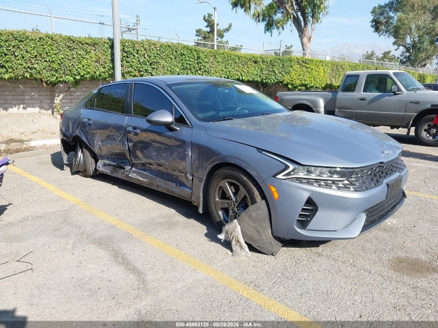 2021 KIA K5 LXS photo 1