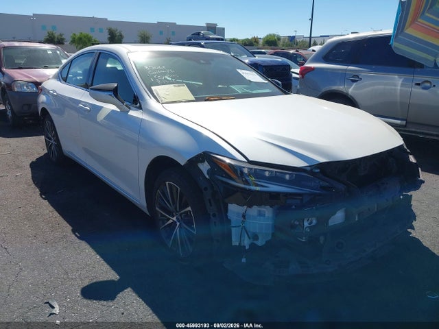 2023 Lexus ES 300H Luxury