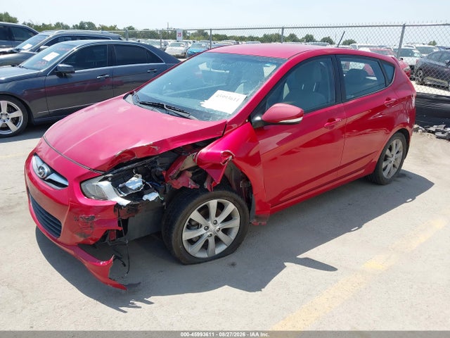 2013 Hyundai ACCENT SE 照片 2