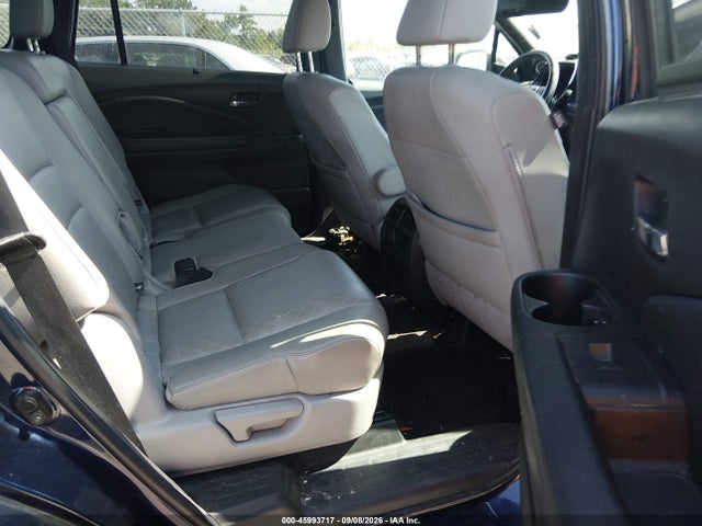2019 HONDA PASSPORT EX-L 8