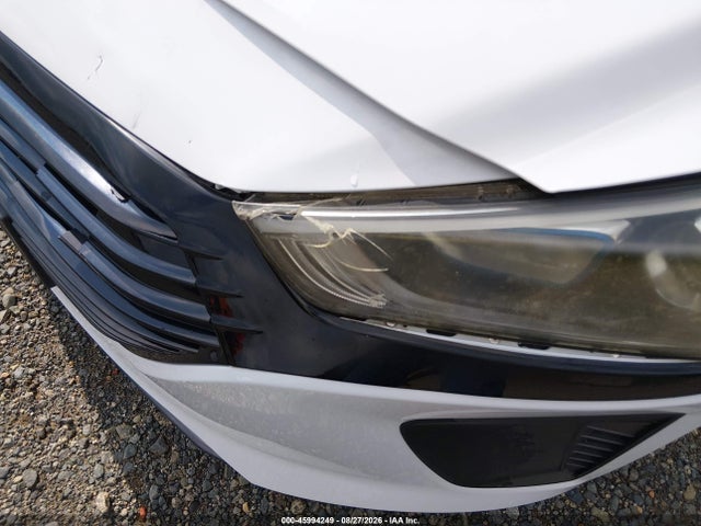 2018 HYUNDAI IONIQ HYBRID BLUE 6