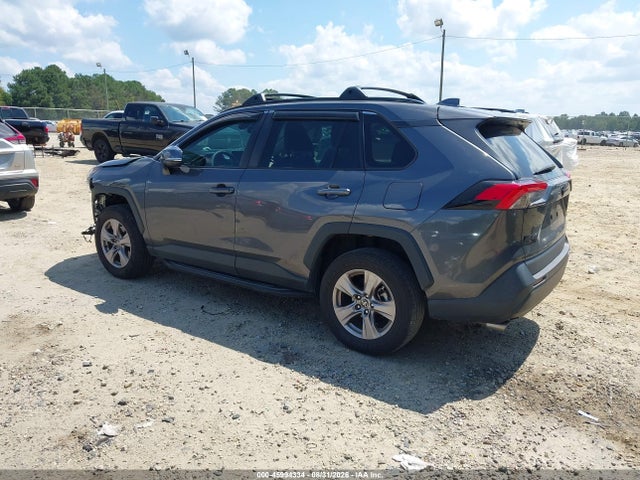 2023 TOYOTA RAV4 XLE 3