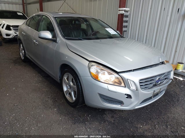 2012 VOLVO S60 T5