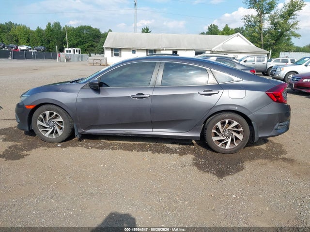 2017 HONDA CIVIC EX 14