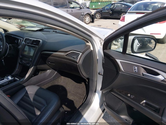 2017 FORD FUSION SE 5