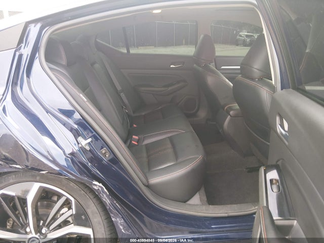 2023 NISSAN ALTIMA SR FWD 8