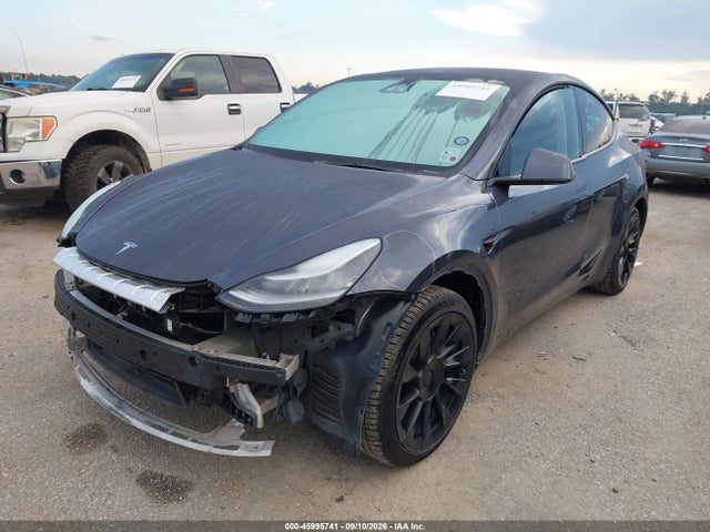 2023 TESLA MODEL Y AWD/LONG RANGE DUAL MOTOR ALL-WHEEL DRIVE 2