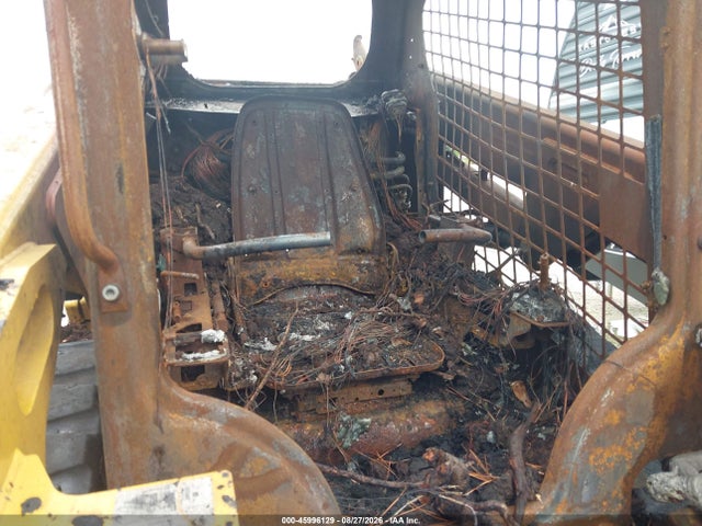 2023 CAT 279D3 COMPACT TRACK LOADER 8