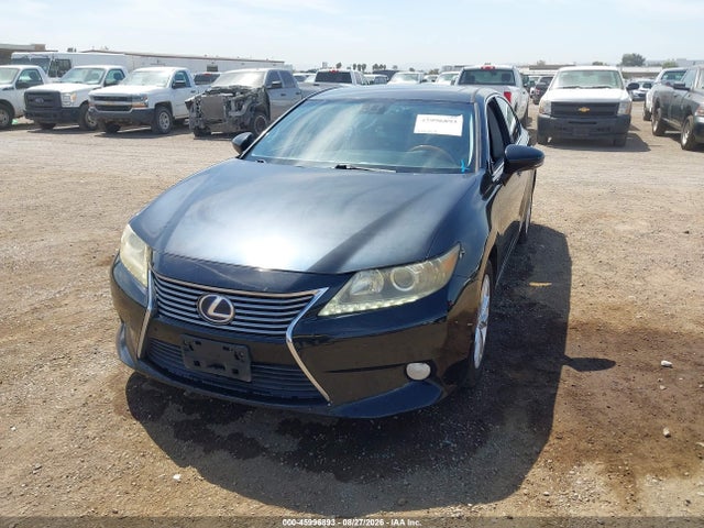 صورة 6 لـ 2013 Lexus ES 300H