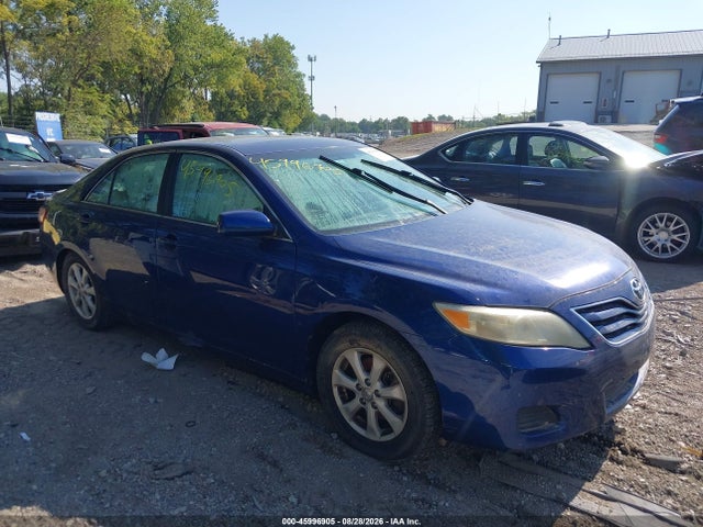 2011 TOYOTA CAMRY LE
